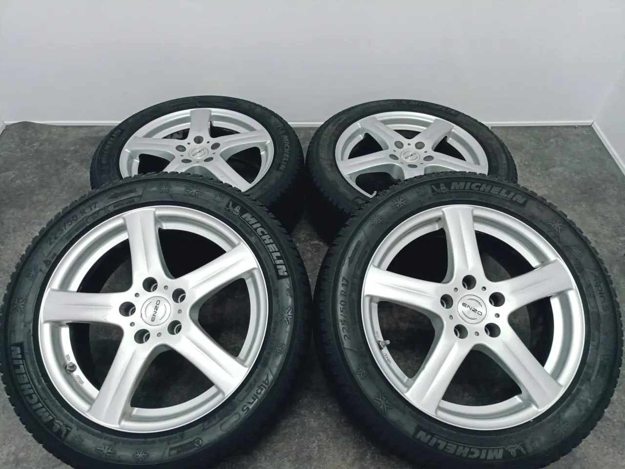 Billede 3 - 5x112 17" ET38 ENZO vintersæt inkl. TPMS