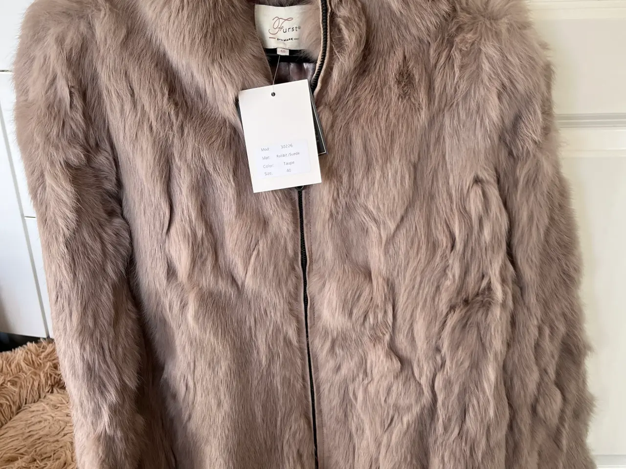 Billede 3 - Furst kaninpels jakke str. 40 – taupe / beige