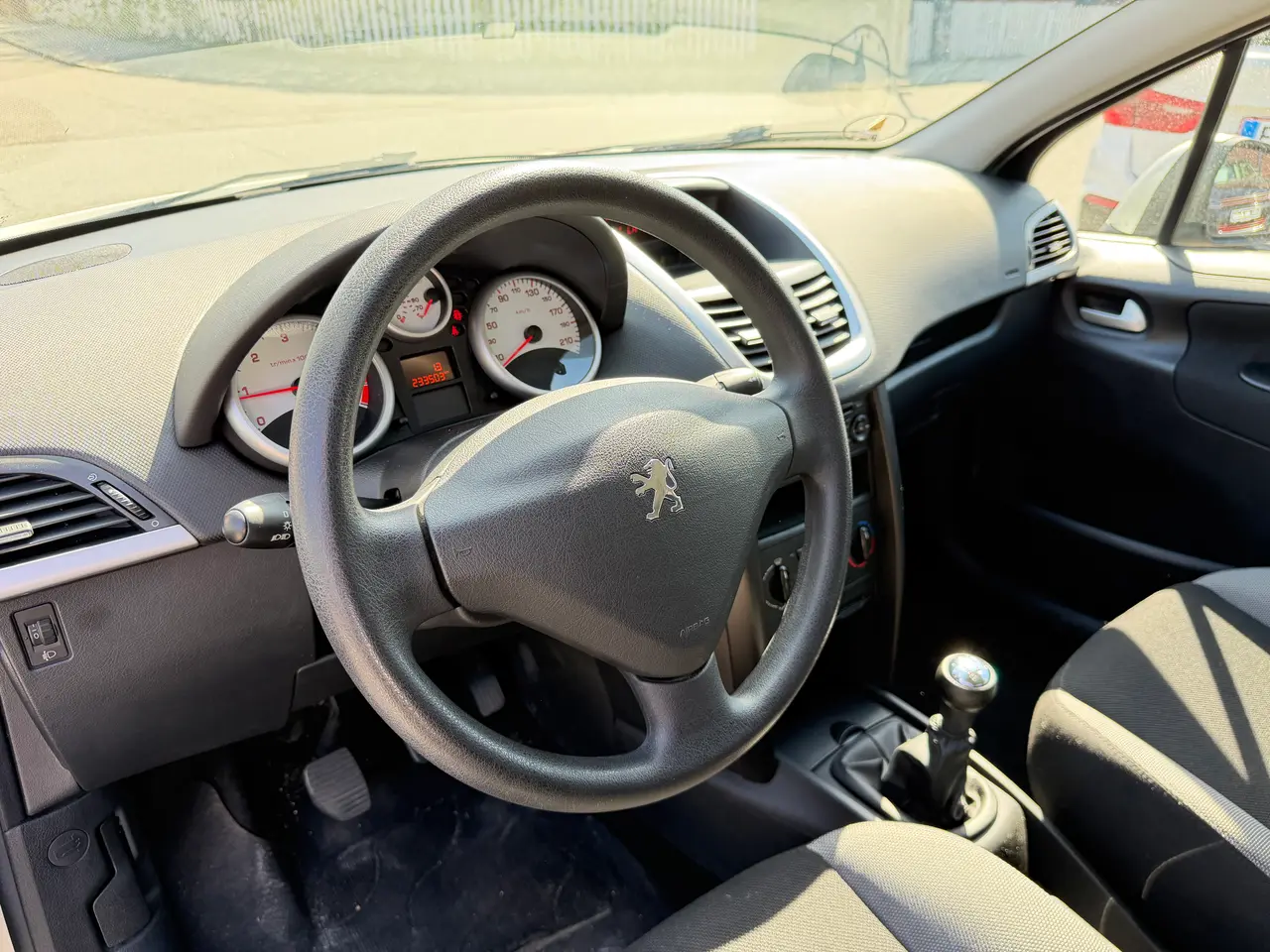 Billede 15 - Peugeot 207 1,6 HDi XR+ 3d sælges 