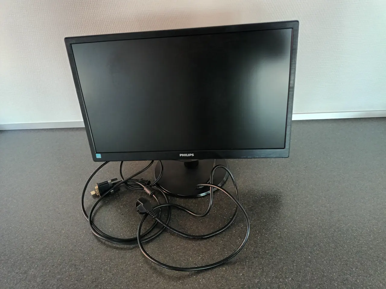 Billede 2 - Philips Led 21,5 tommer skærm 54,6 cm.