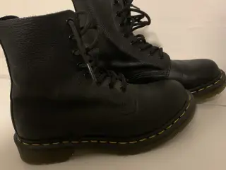 Dr. Martens støvler