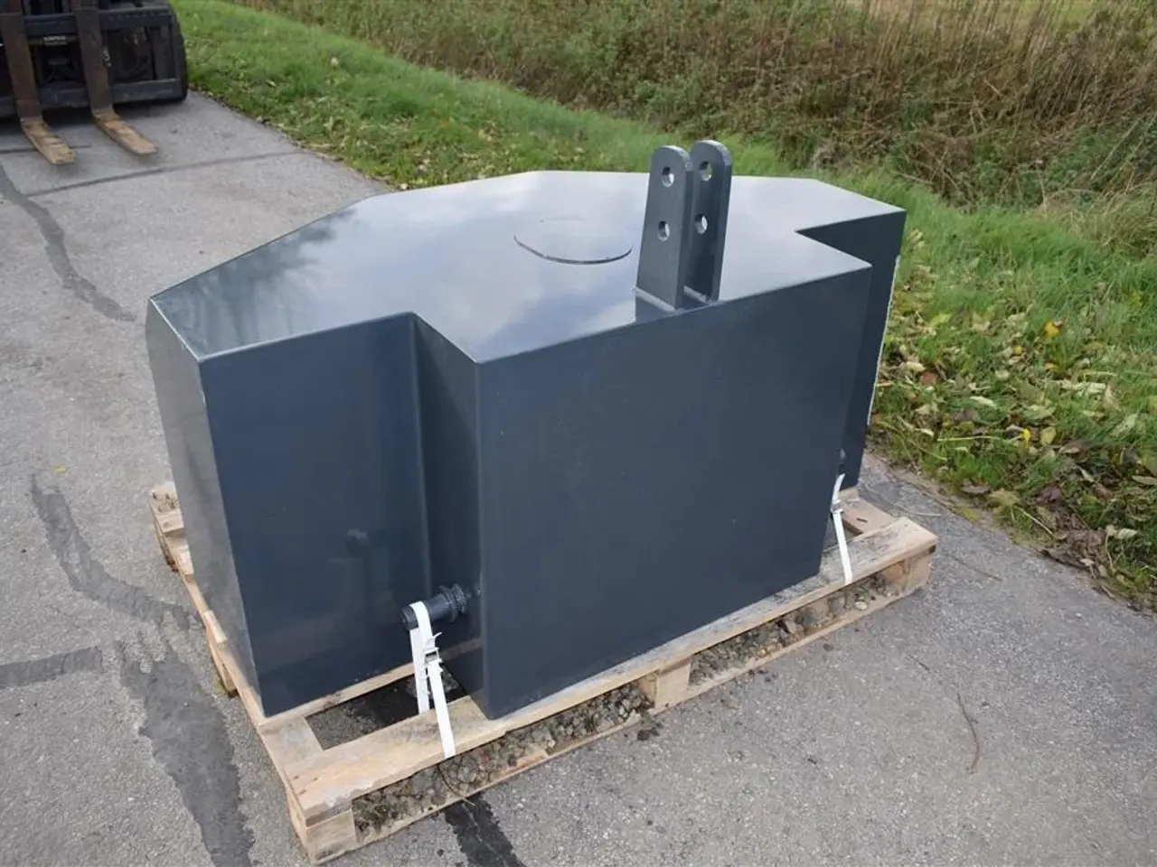 Billede 4 - - - - 1500 kilo J-Maskiner