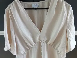 Vero Moda. AWARE. XL.