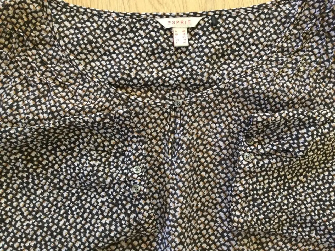 Billede 6 - ESPRIT bluse str. 40