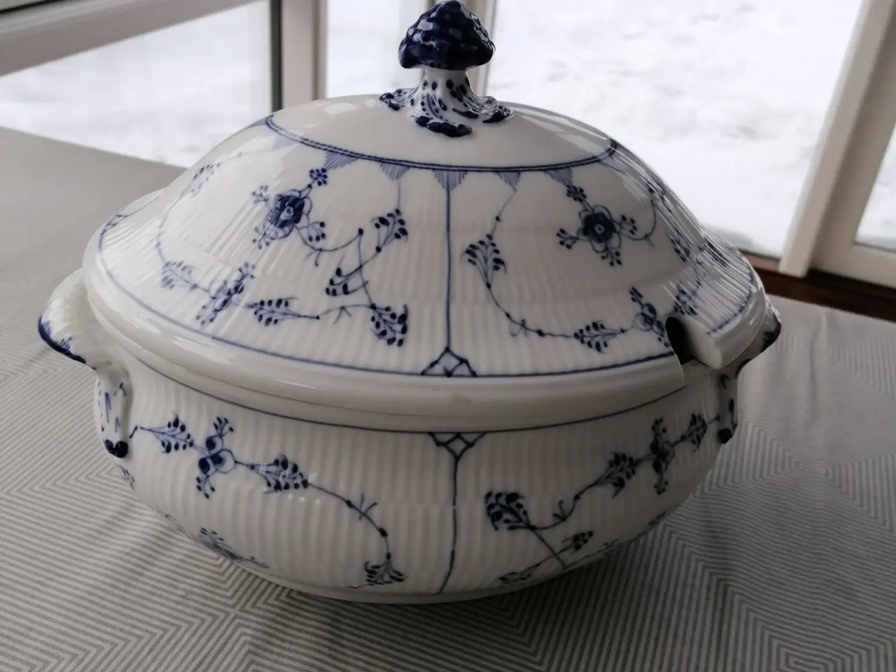 Billede 1 - muselmalet porcelæn