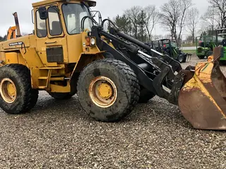 Volvo L90