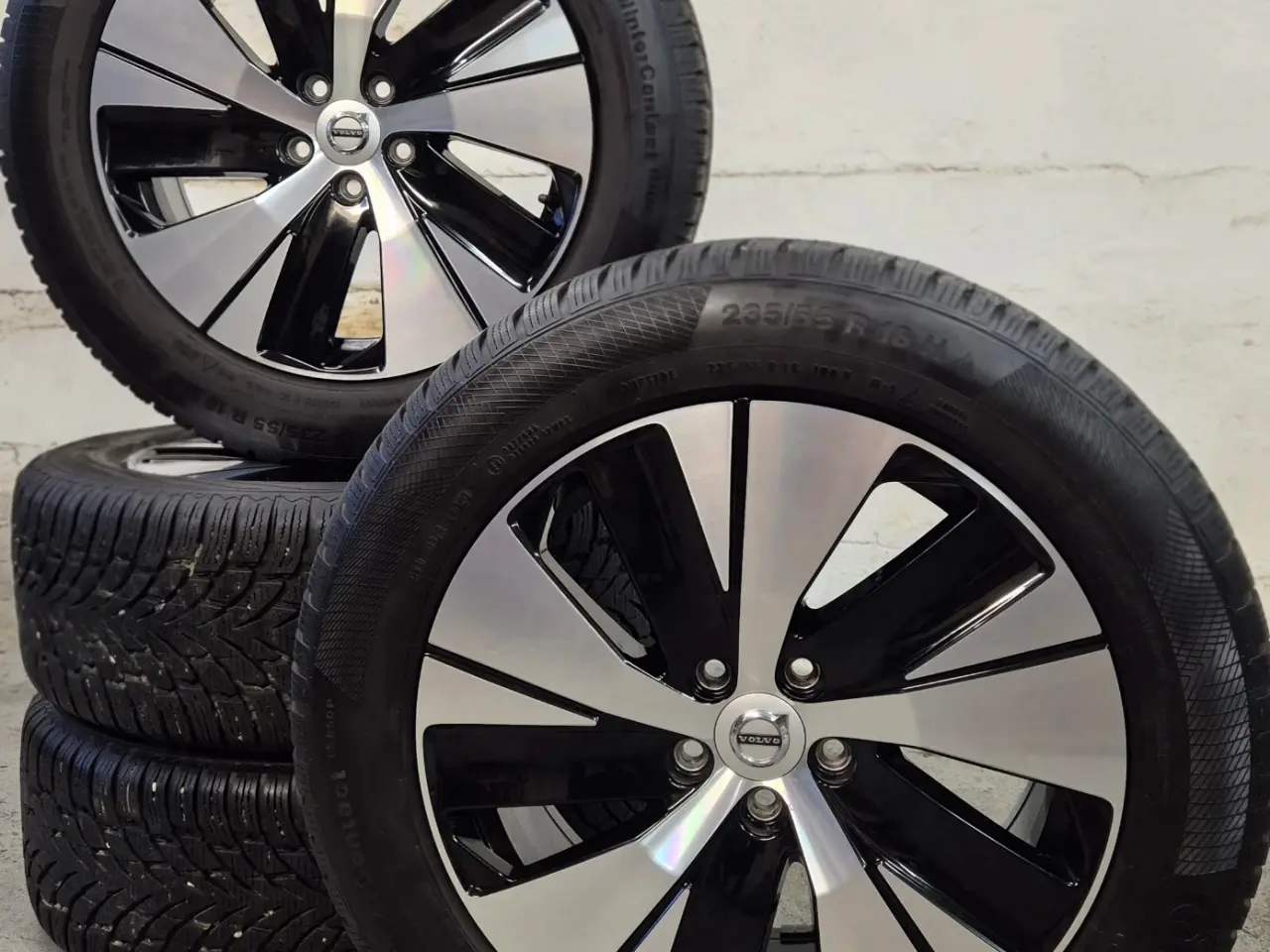 Billede 1 - VOLVO XC 40 / XC60 ORIGINAL ALUFÆLGE MED VIN