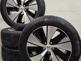 VOLVO XC 40 / EX40 / C40 ORIGINAL ALUFÆLGE MED VIN