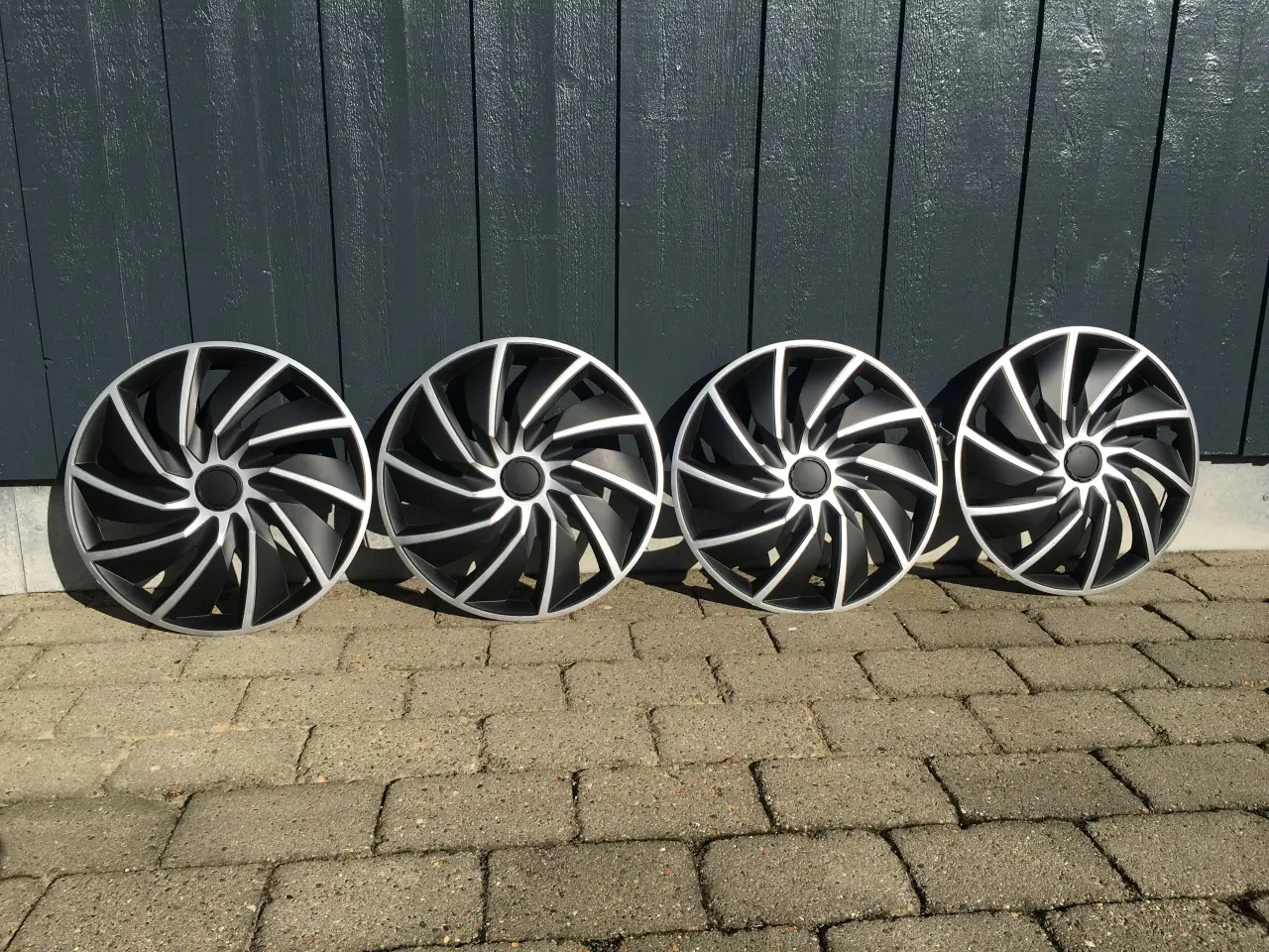 Billede 3 - Turbo navkapsler 16 tommer.
