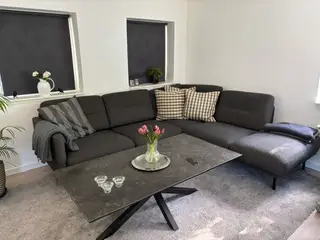 SOFA OG SOFABORD GRATIS KUN 3 år gammel 
