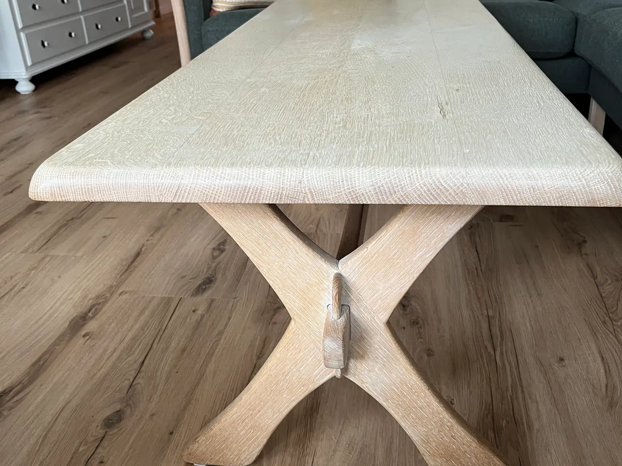 Billede 3 - Sofabord, Eg, massiv bordplade og ben.