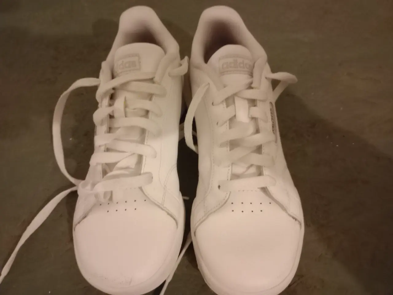Billede 2 - Adidas sko 