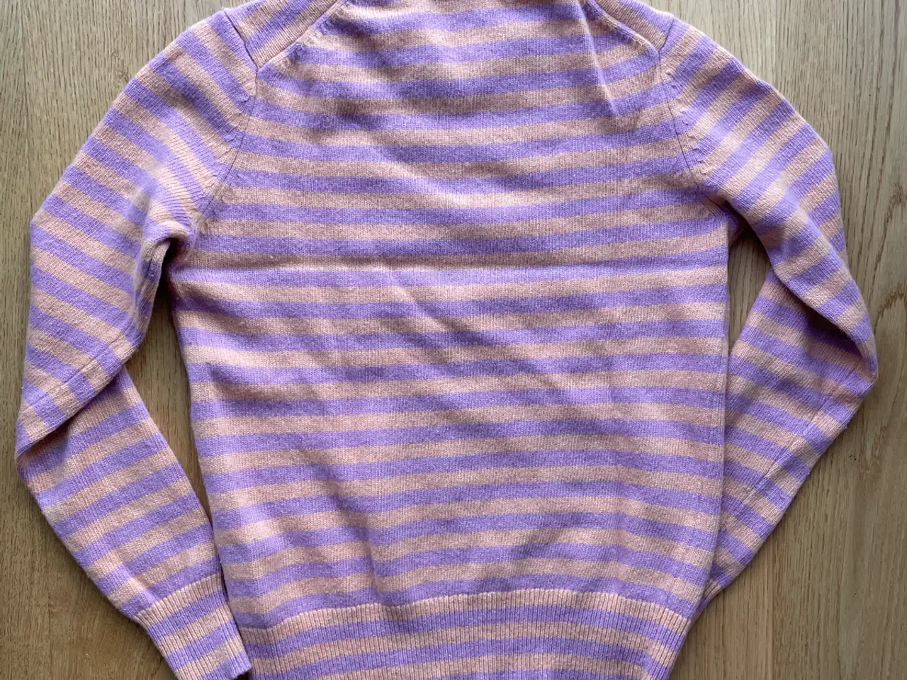 Billede 8 - Marimekko striktrøje