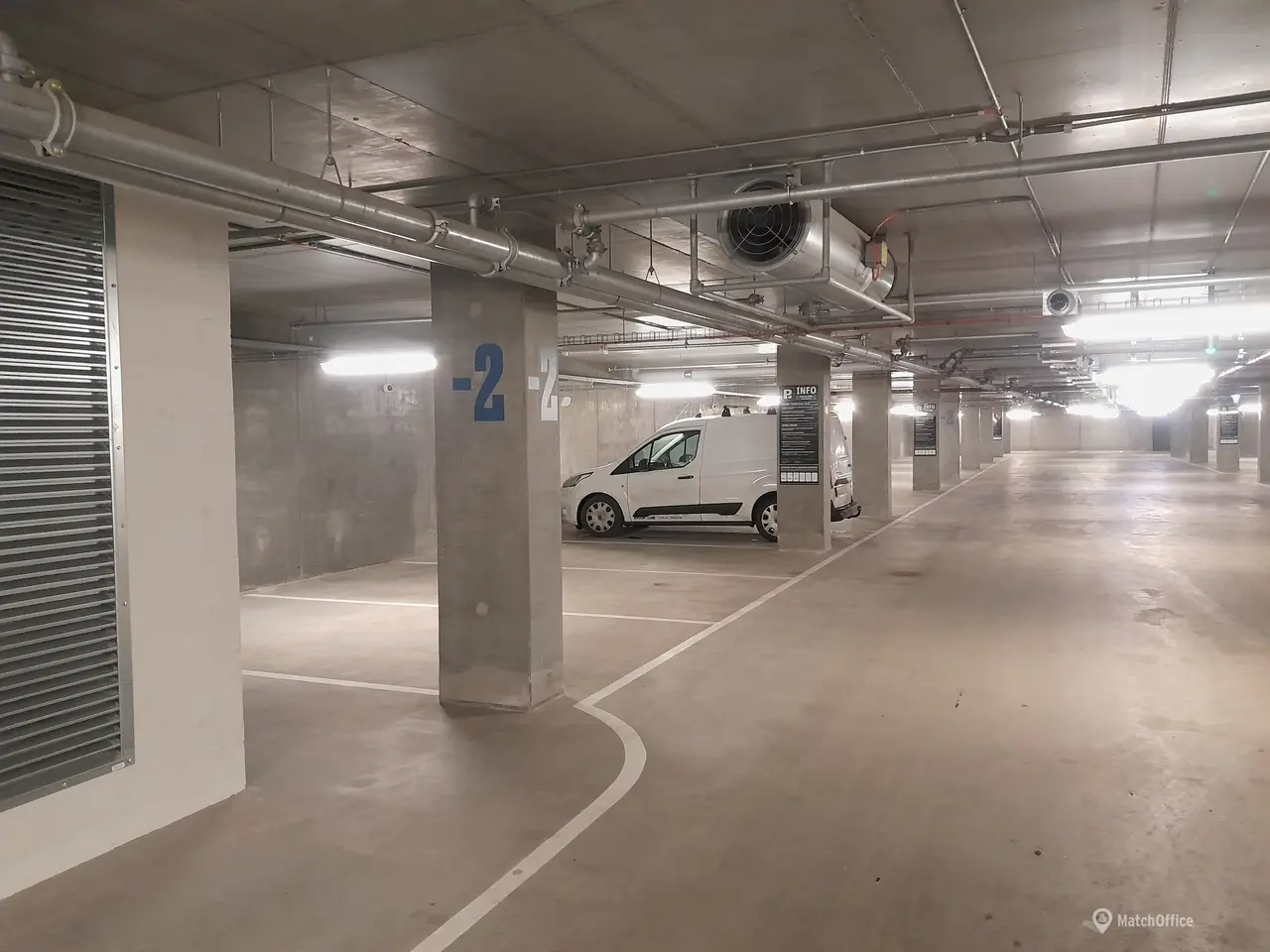 Billede 5 - Parkering til leje i Postbyen i centrum af København.