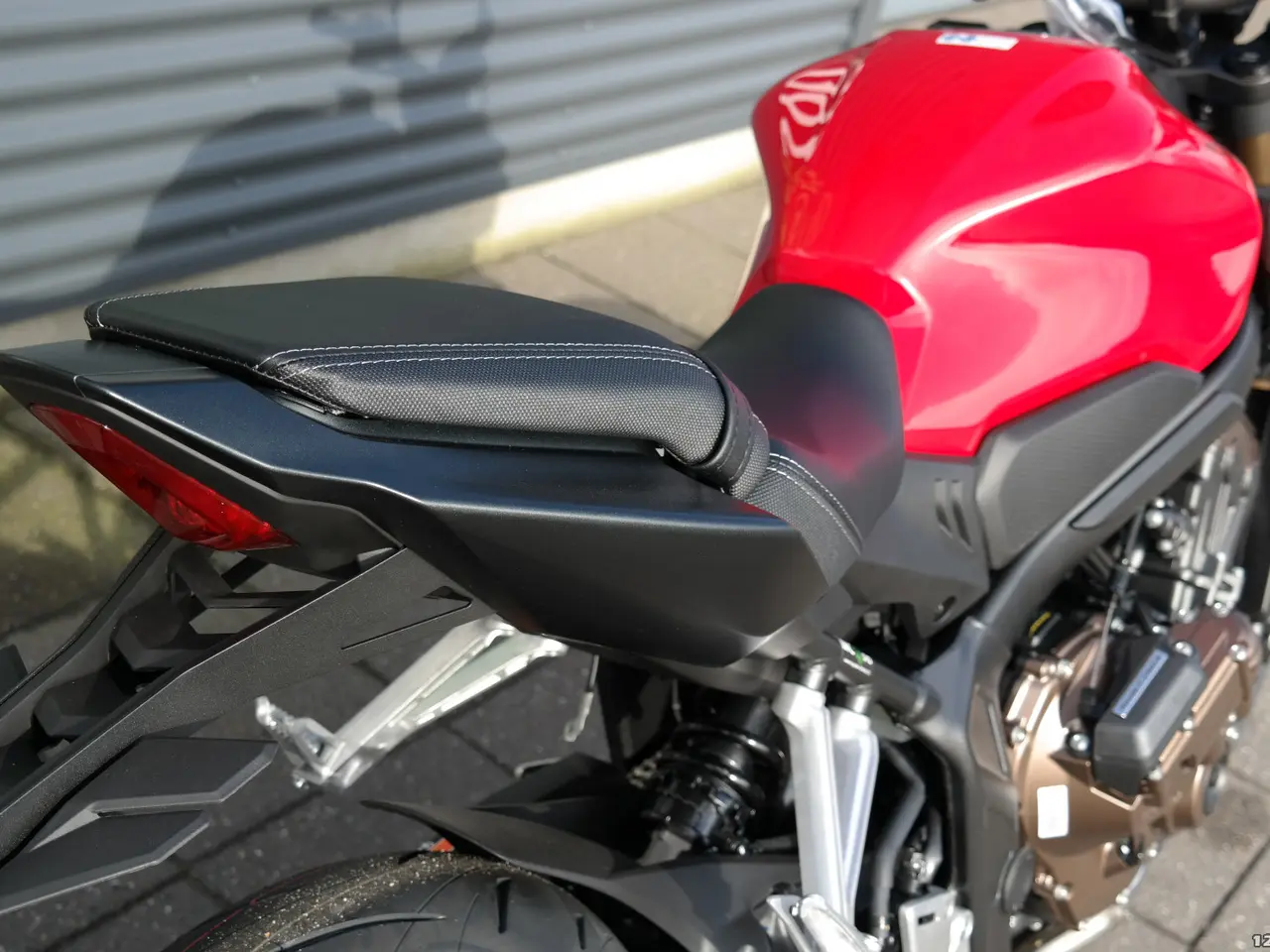 Billede 6 - Honda CB 650 R E-Clutch MC-SYD       BYTTER GERNE