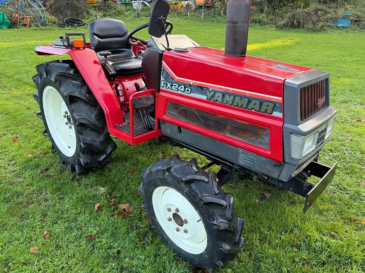 Billede 1 - 1998 Minitraktor - YANMAR FX24D 4x4 / Kompakt
