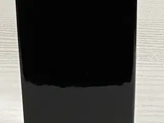 Vase, sort, firkantet