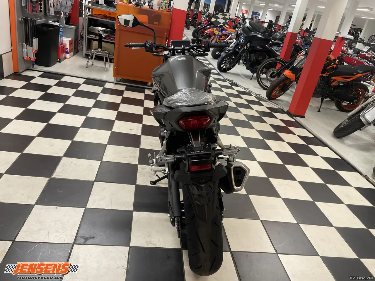 Billede 7 - Honda CB 750 Hornet E-Clutch