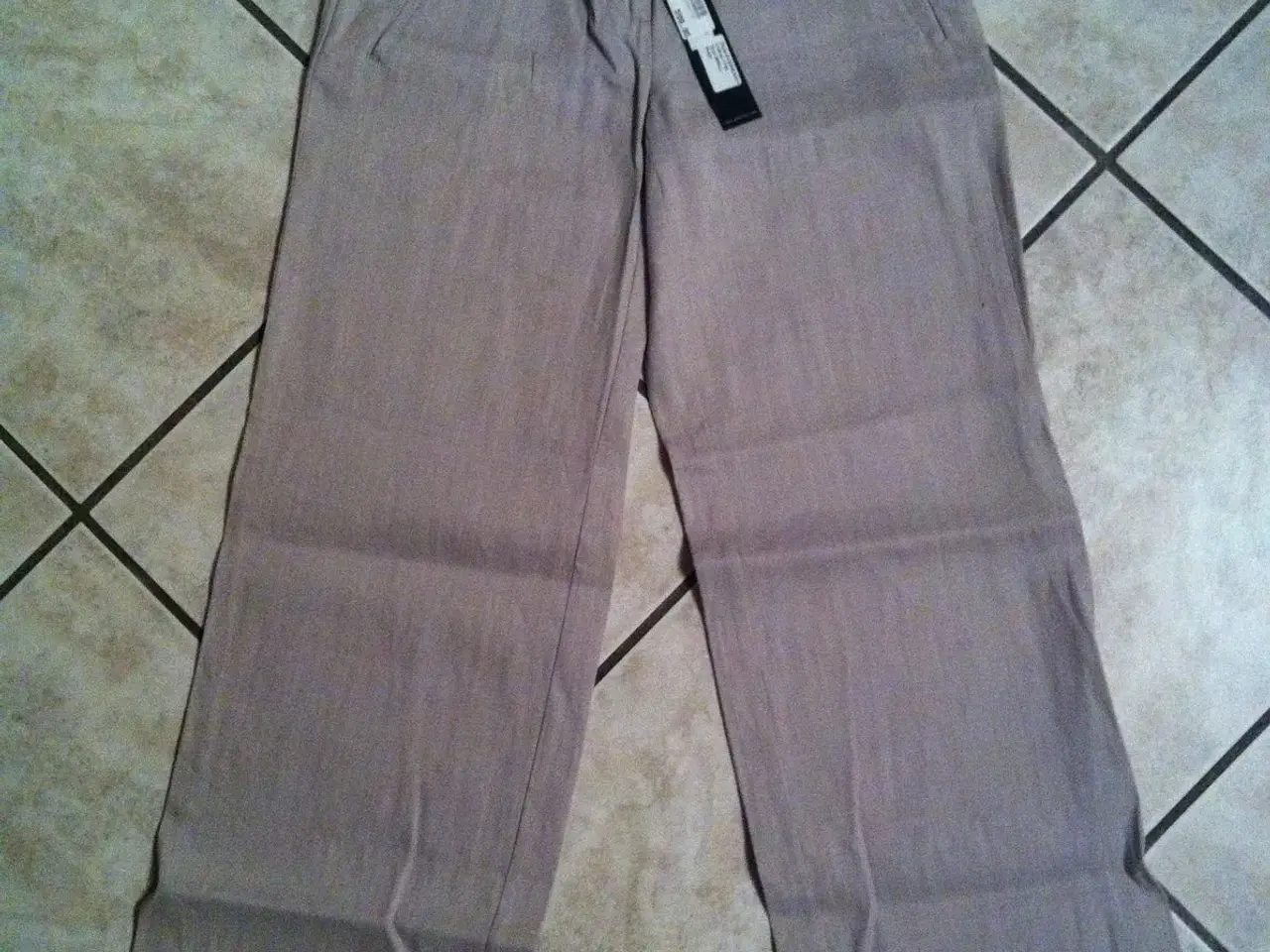 Billede 5 - Ny "st-martins" bukser, str.S, 50kr