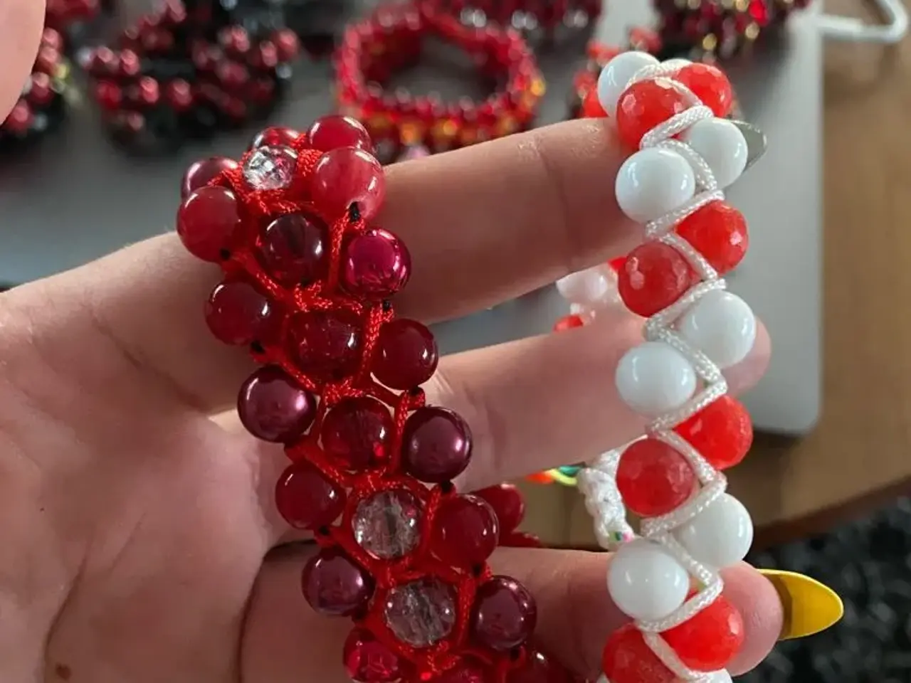 Billede 2 - Nye knyttede armbånd