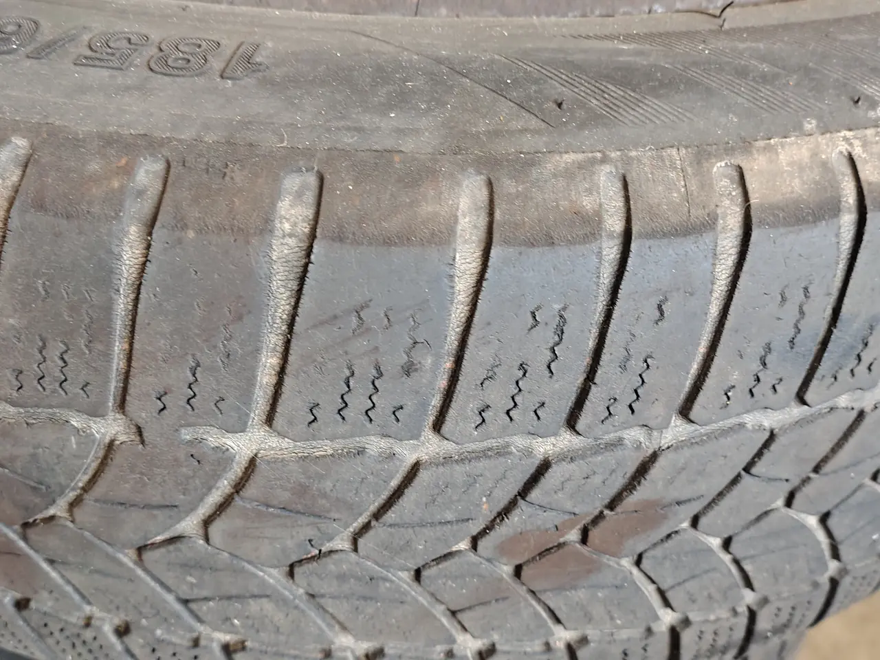Billede 3 - Fire stålfælge med dæk  FIRESTONE  185/65 R 15