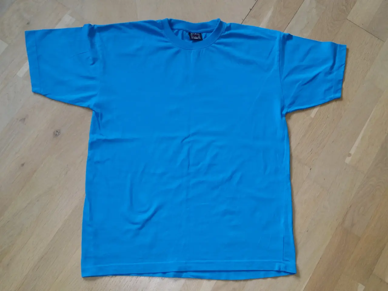 Billede 1 - T-shirt