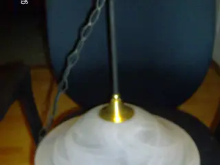 Lampe med mattere glas