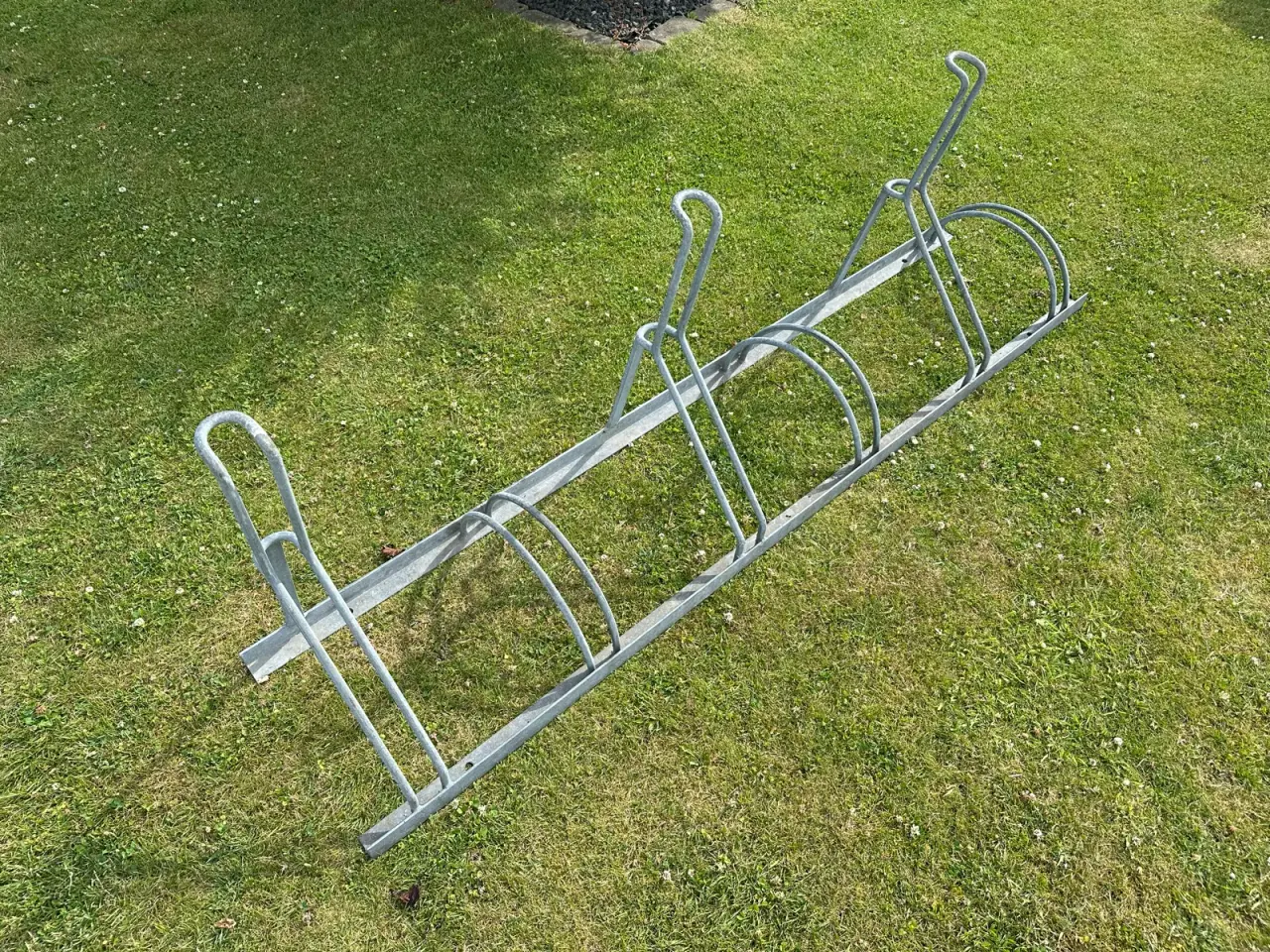 Billede 2 - Cykelstativ, galvaniseret jern