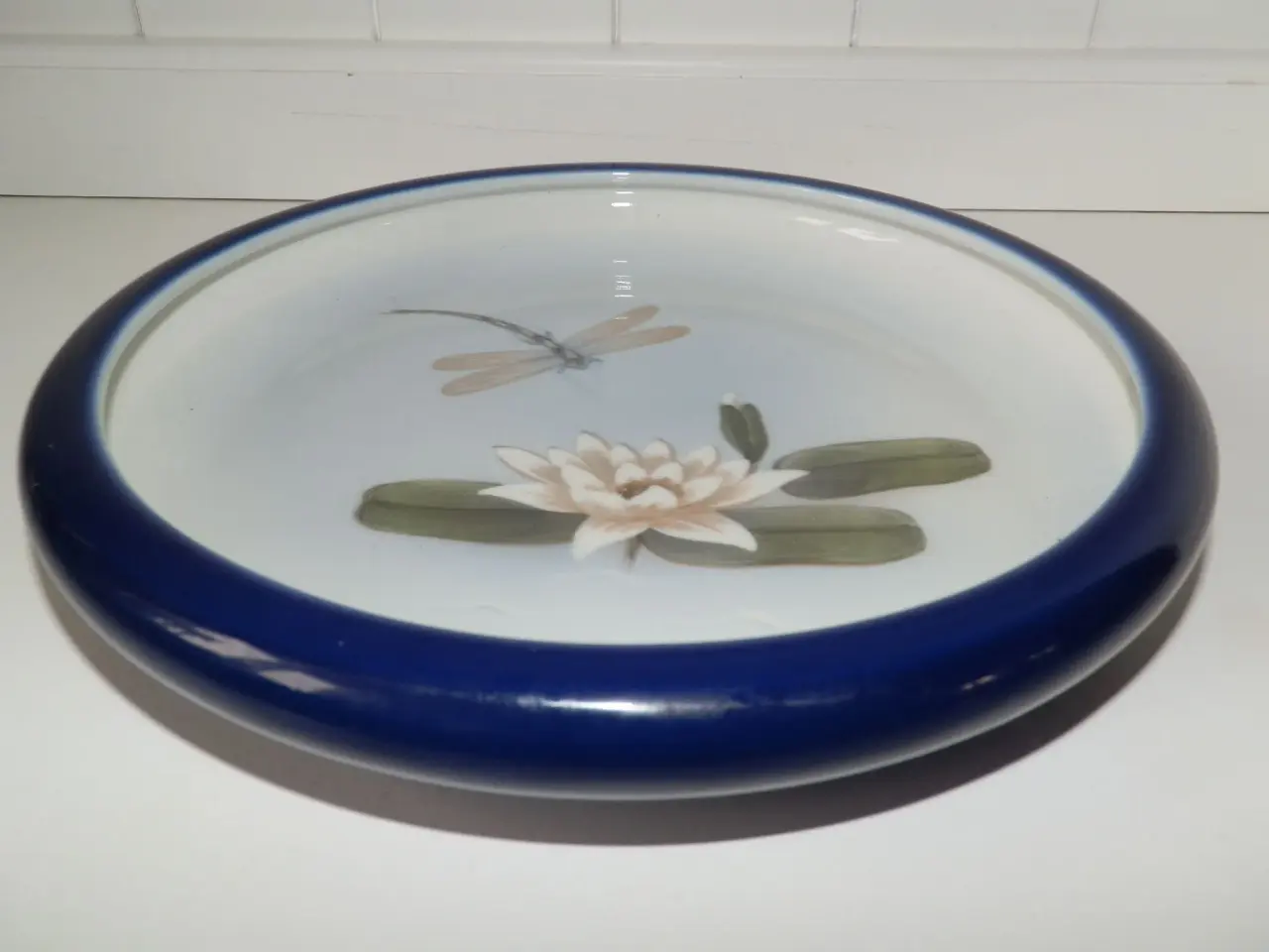 Billede 2 - Royal Copenhagen fad m. guldsmed åkande