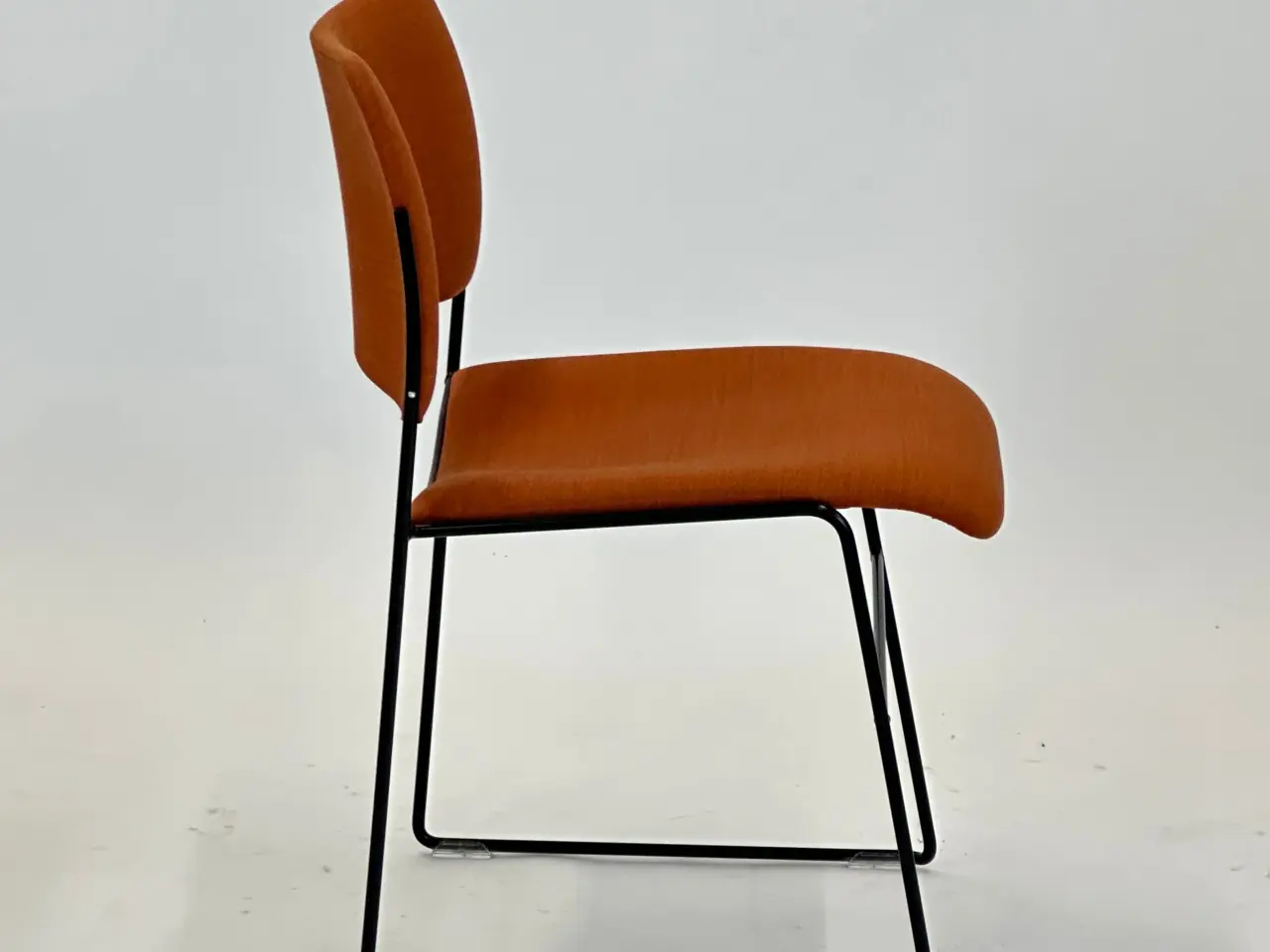 Billede 6 - HOWE 40/4 Stol – Orange med Sort Stel