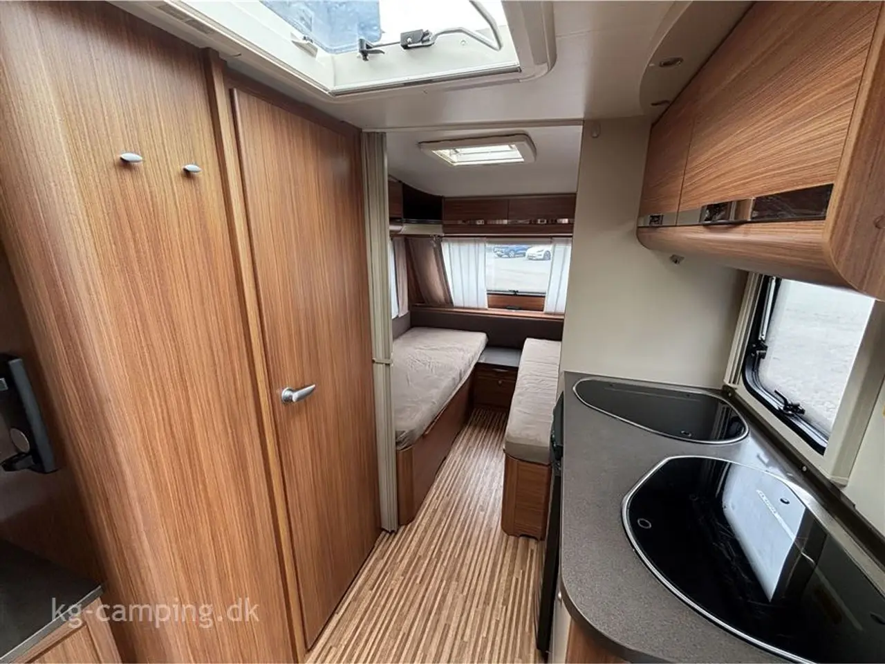 Billede 6 - 2012 - Adria Adora 472 LU UOPLYST Enkeltsenge - Mover og fortelt.