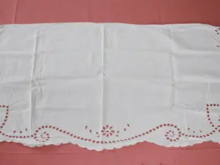 Hvid "Halvdug" 48 x 102 cm