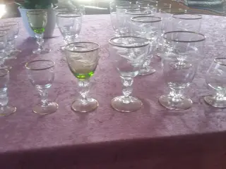 Glas, Lyngby Glas, Mågestel, med guldkan
