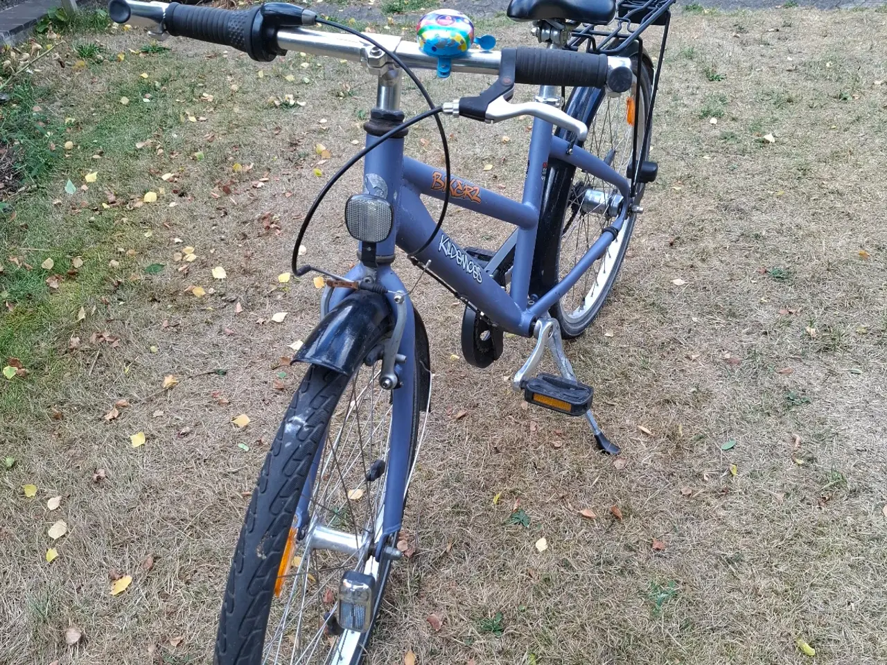 Billede 2 - Kildemoes 24 " blå børnecykel