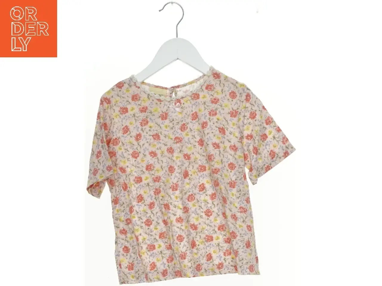 Billede 1 - T-Shirt (str. 134 cm)