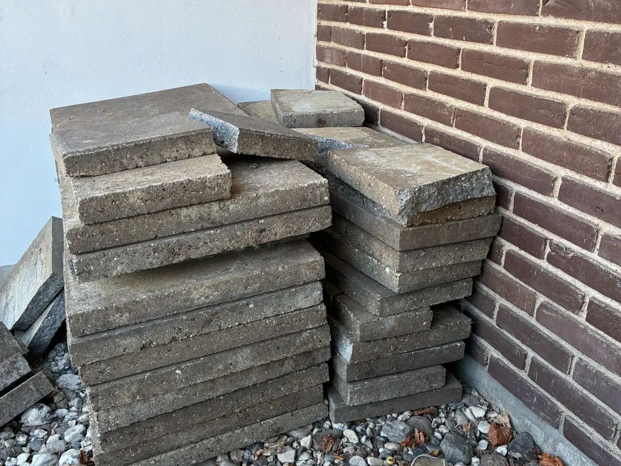 Billede 2 - Fliser kan afhentes gratis