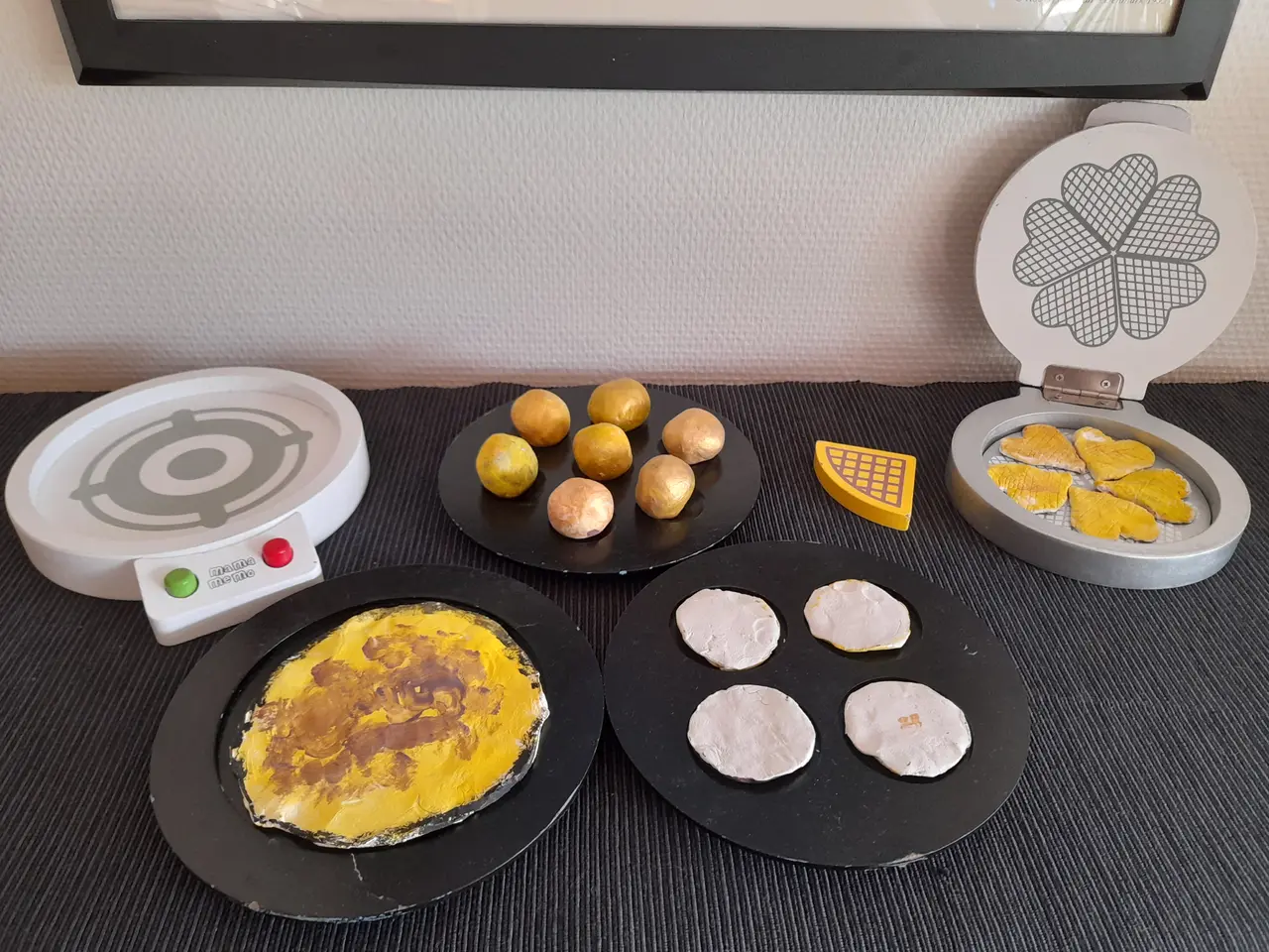 Billede 5 - Mamamemo vaffel- og pandekage/æbleskivejern m.m