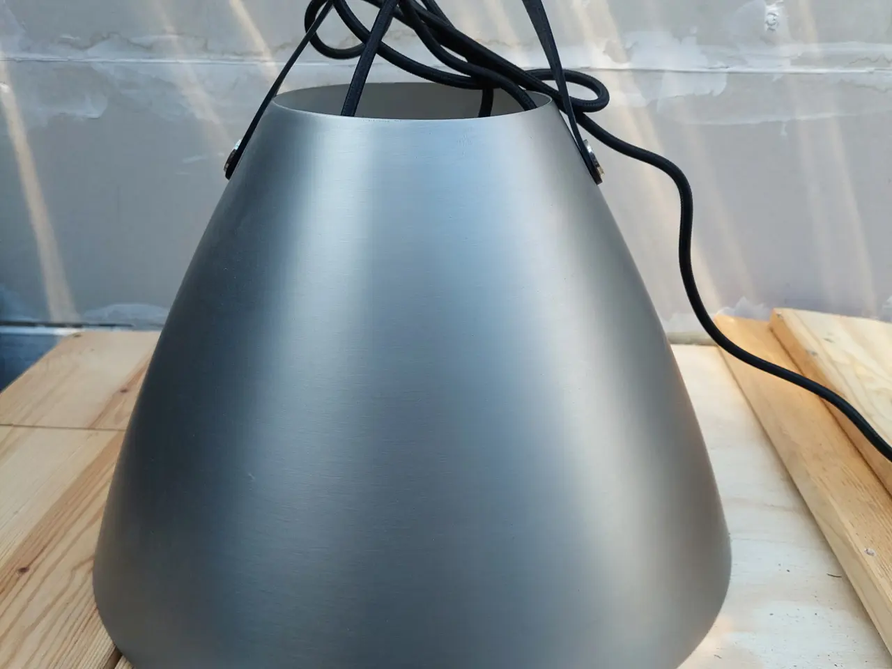 Billede 1 - Stor loftlampen i metal