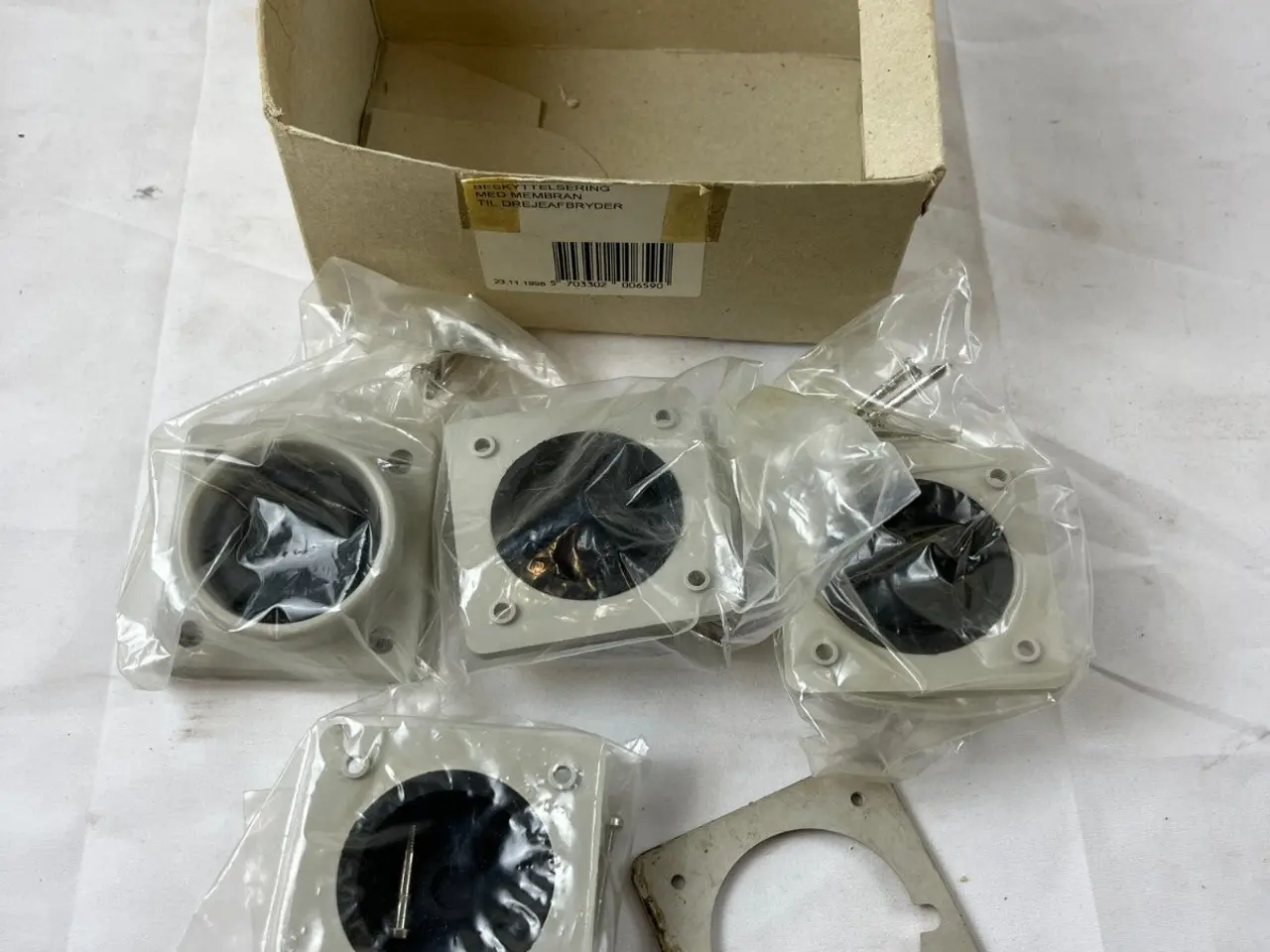 Billede 2 - parti of 4 stk. Rotary kontakt Protective Membrane