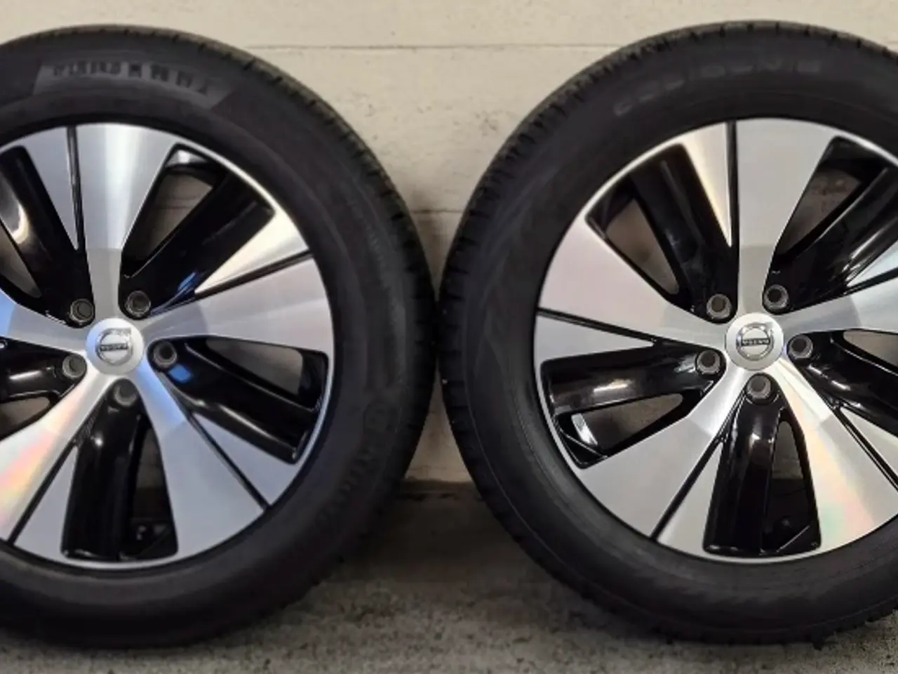 Billede 10 - VOLVO XC 40 / XC60 ORIGINAL ALUFÆLGE MED VIN