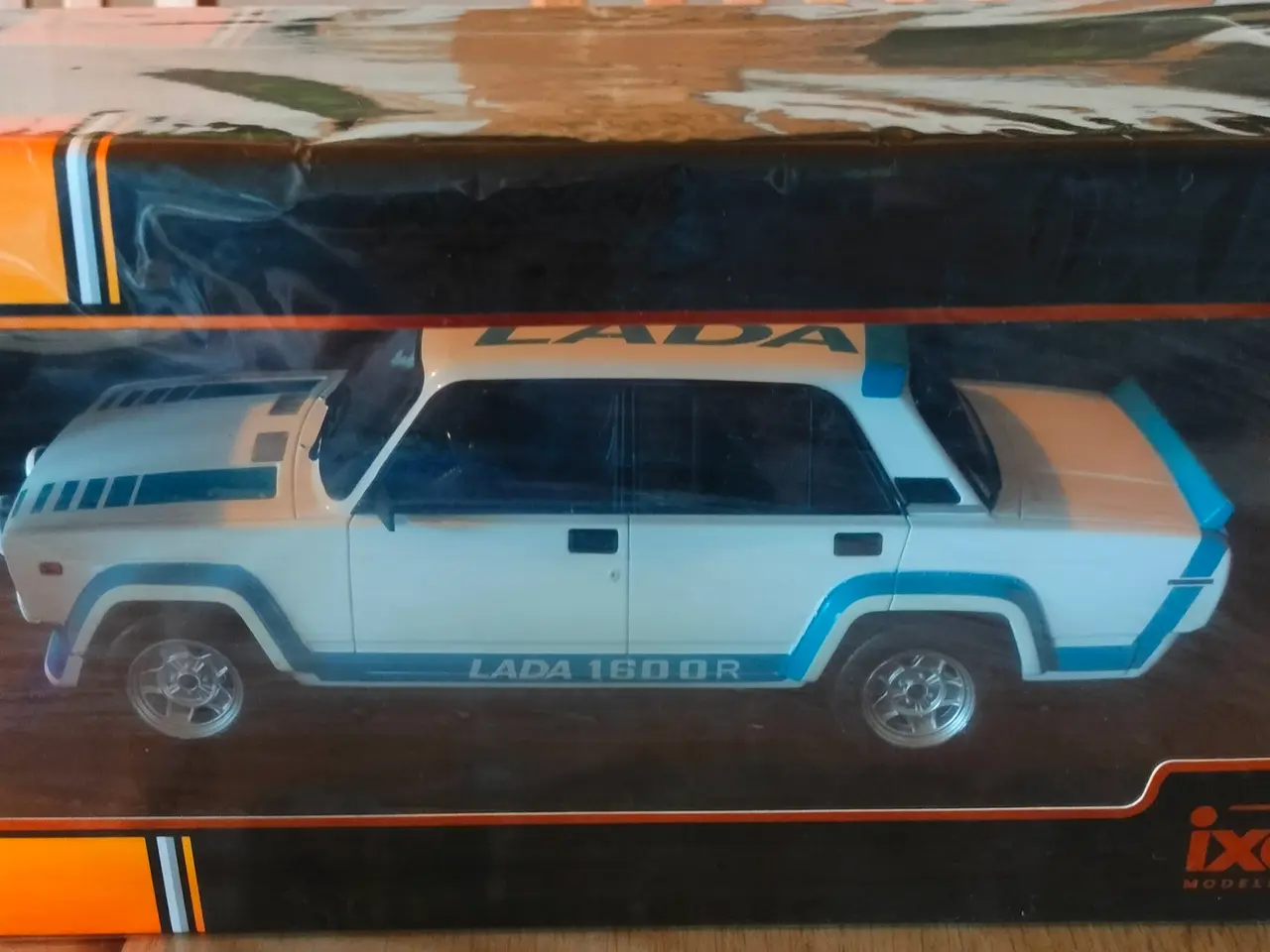 Billede 4 - 1:18 Lada 1600 R / Lada 2105 VTFS