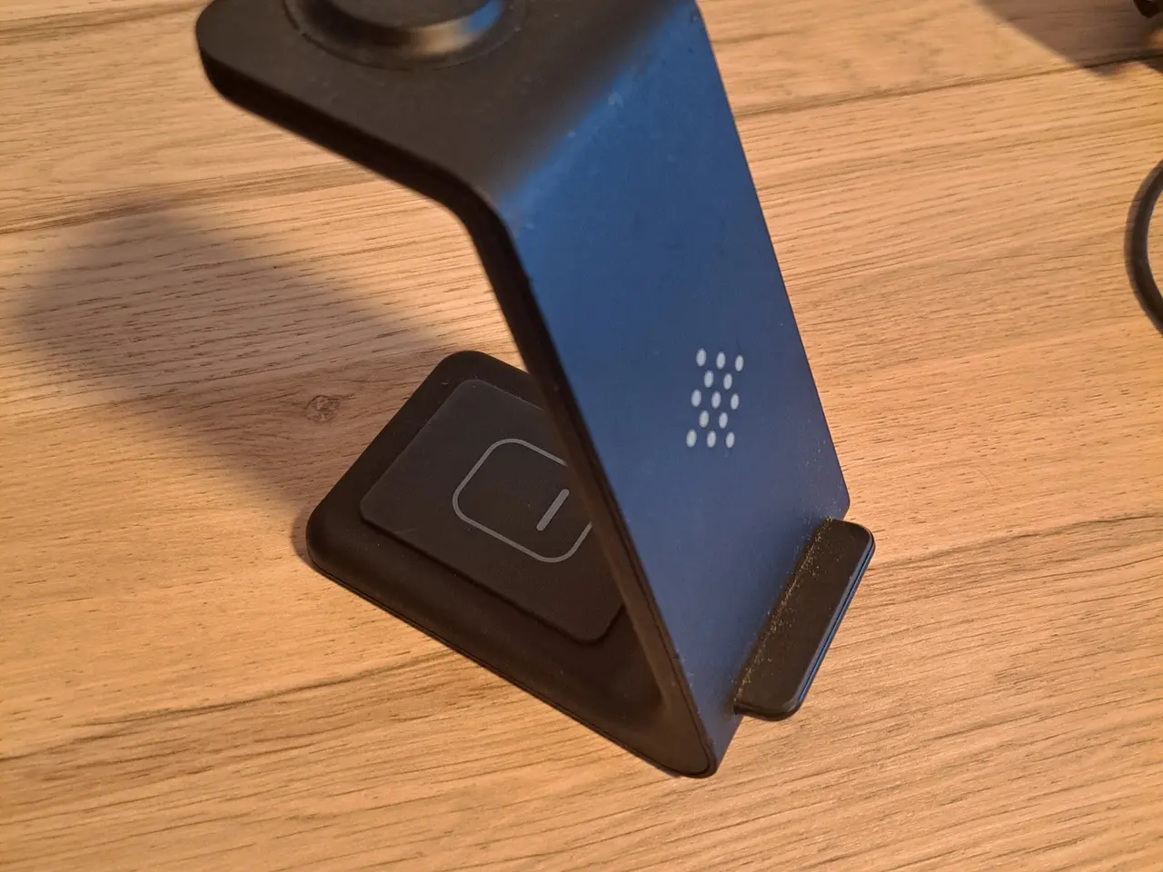 Billede 1 - 3-i-1 trådløs oplader - mobil, ur og earbuds