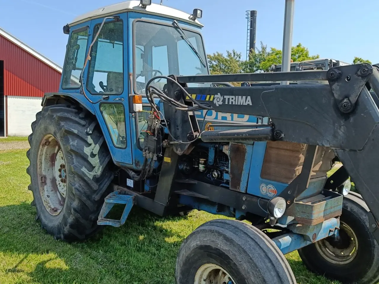 Billede 1 - Ford 8210 med frontlæsser