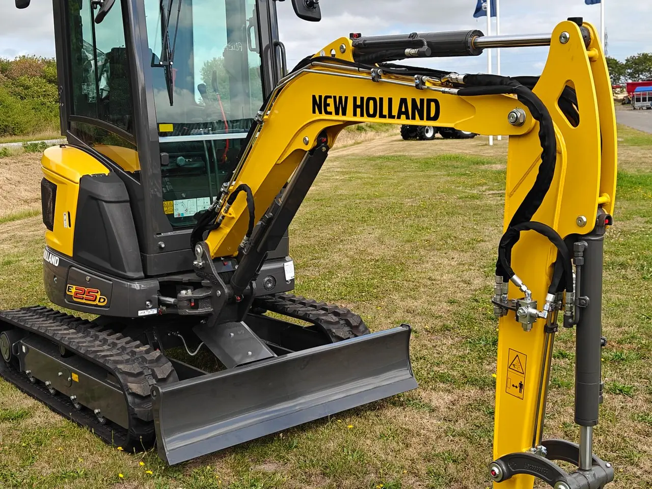 Billede 2 - New Holland E25D