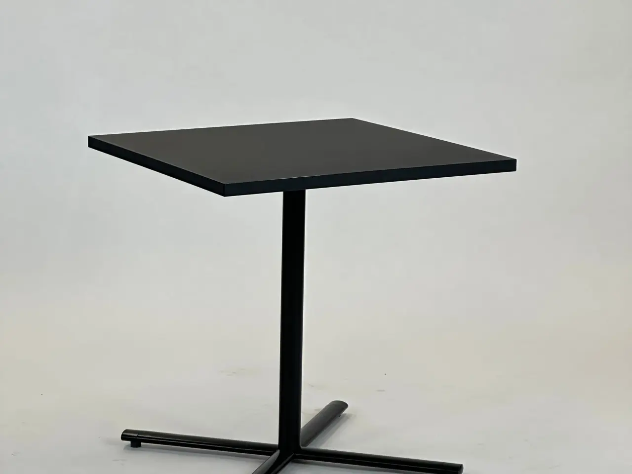 Billede 1 - HOWE TEMPEST Bord – Sort 75x75x73 cm