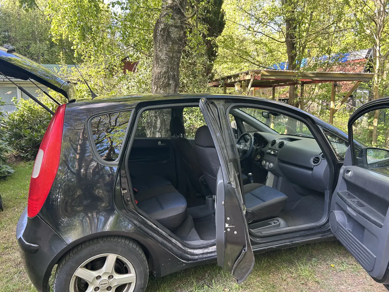 Billede 6 - Mitsubishi Colt med syn og plader