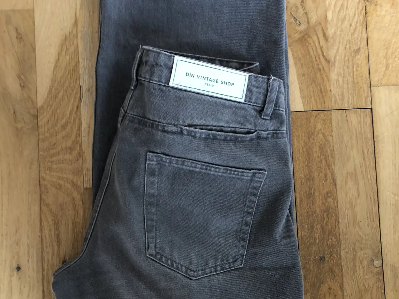 Billede 2 - ESTHER jeans str. M i pæn stand