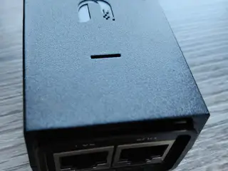 Ubiquiti 24V PoE-injektor/strømforsyning (model GP