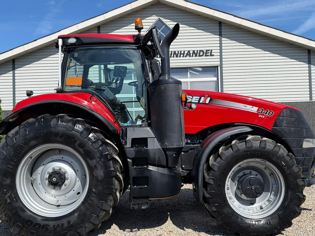 Billede 2 - Case IH MAGNUM 340 CVX med frontlift. Gård traktor