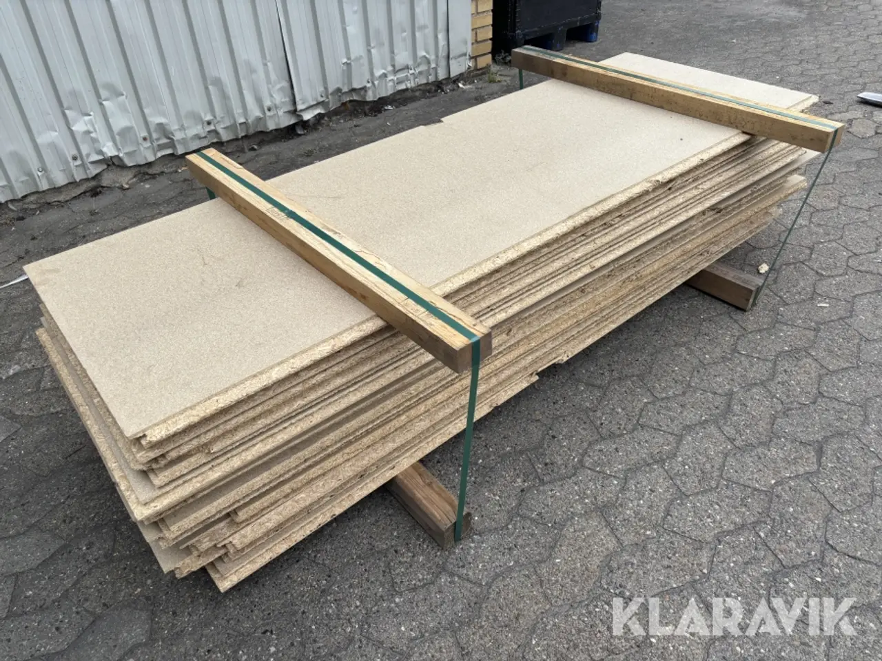 Billede 1 - Gulvspånplader og isolering